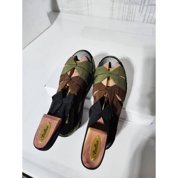 Authentic SALVATORE FERRAGAMO Colorblock Pattern Slingback Sandals Green/Brown - Picture 8 of 13